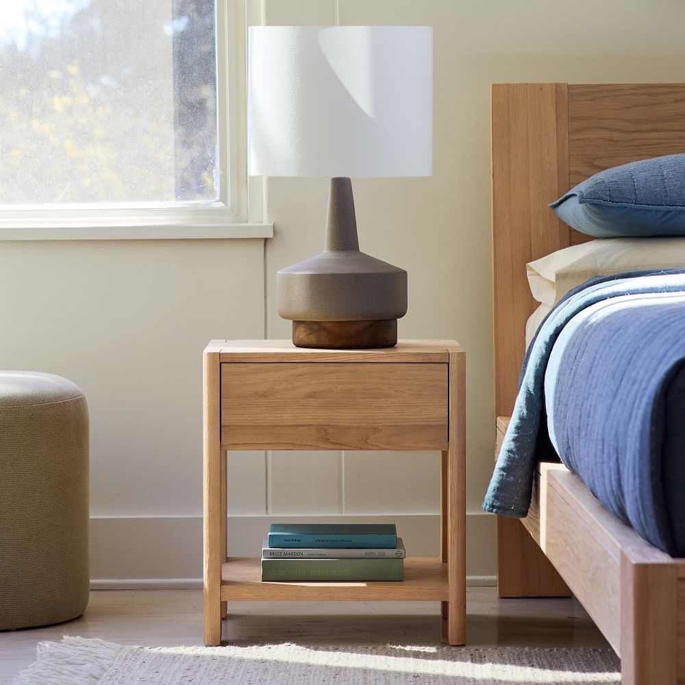 Linwood Nightstand (18")