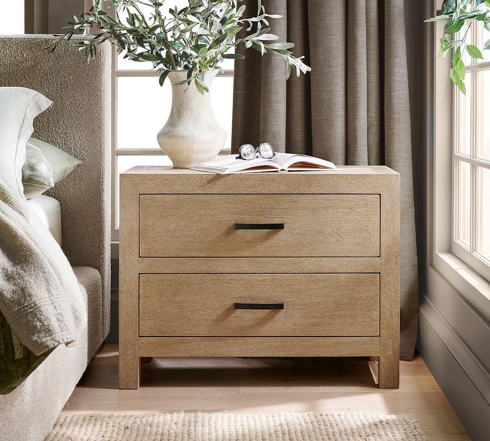 Linwood Wide Nightstand (32")